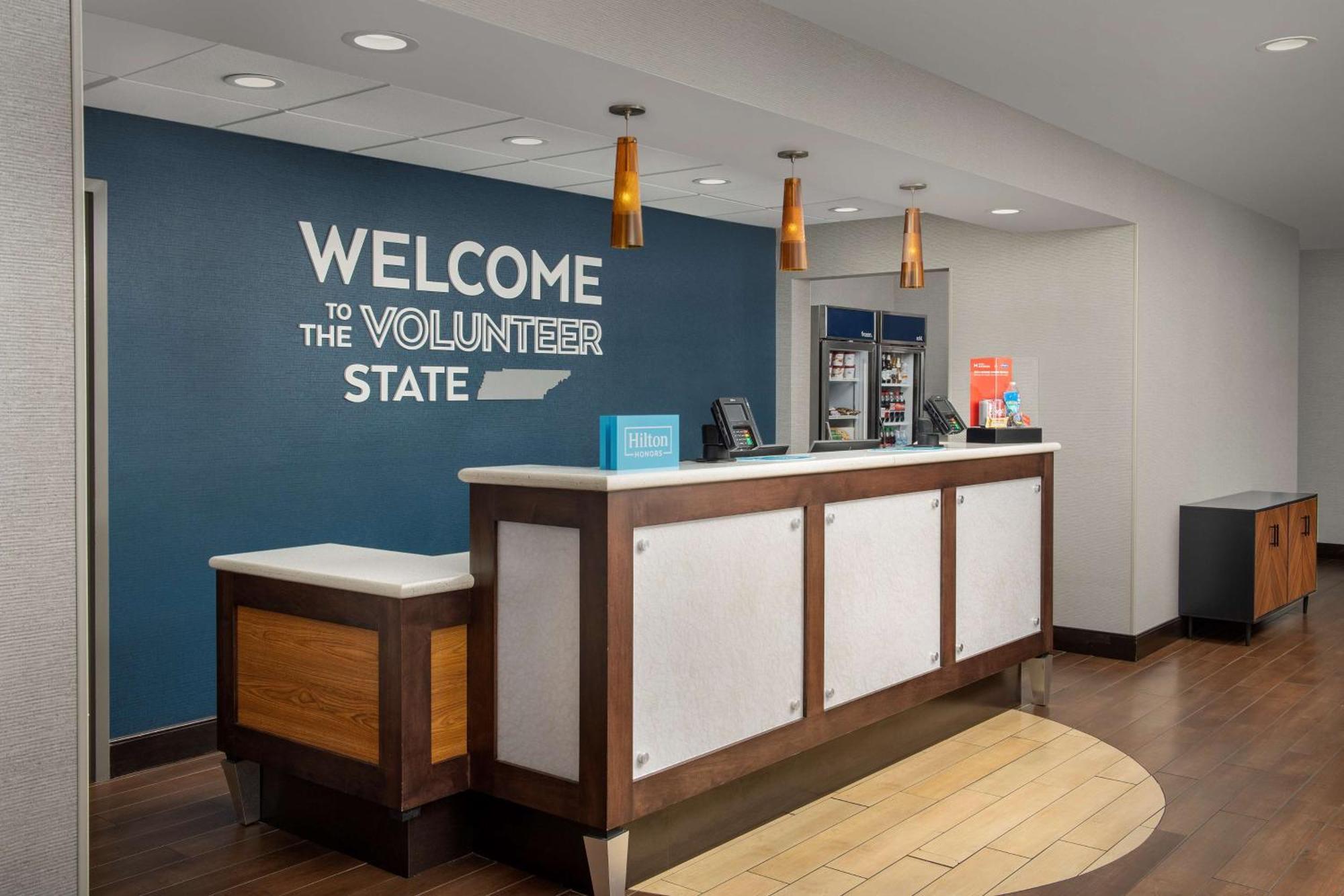Hampton Inn Knoxville Clinton I-75 Exteriör bild