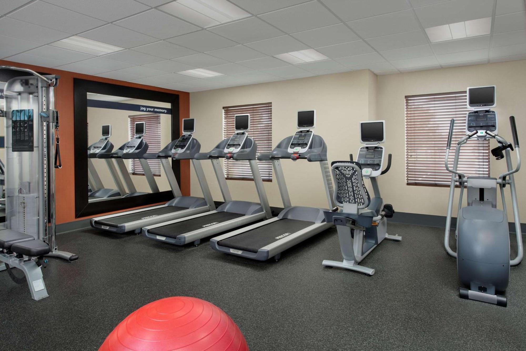 Hampton Inn Knoxville Clinton I-75 Exteriör bild