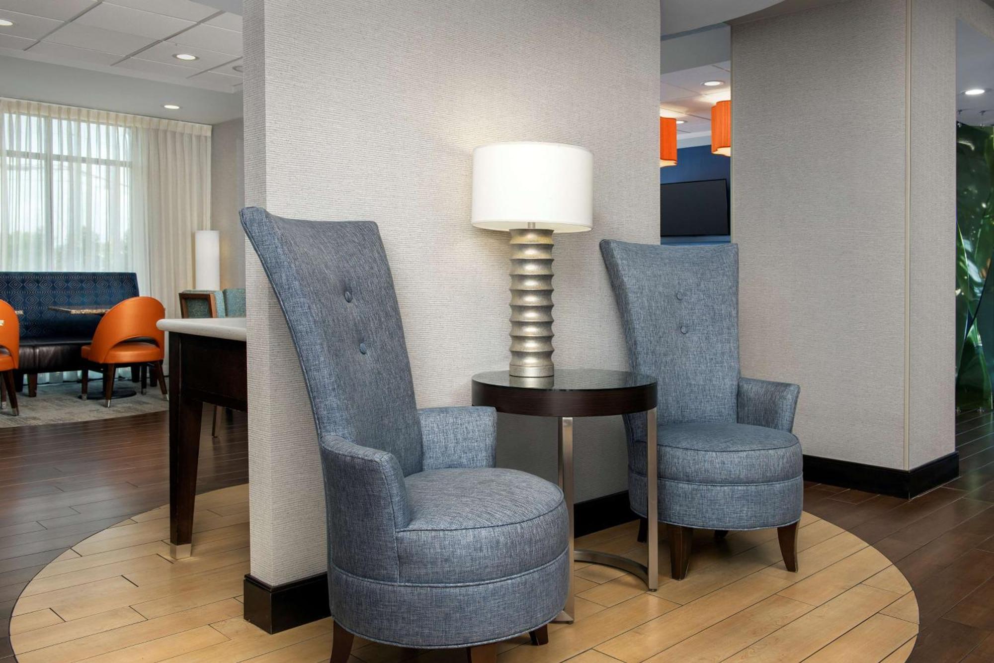 Hampton Inn Knoxville Clinton I-75 Exteriör bild