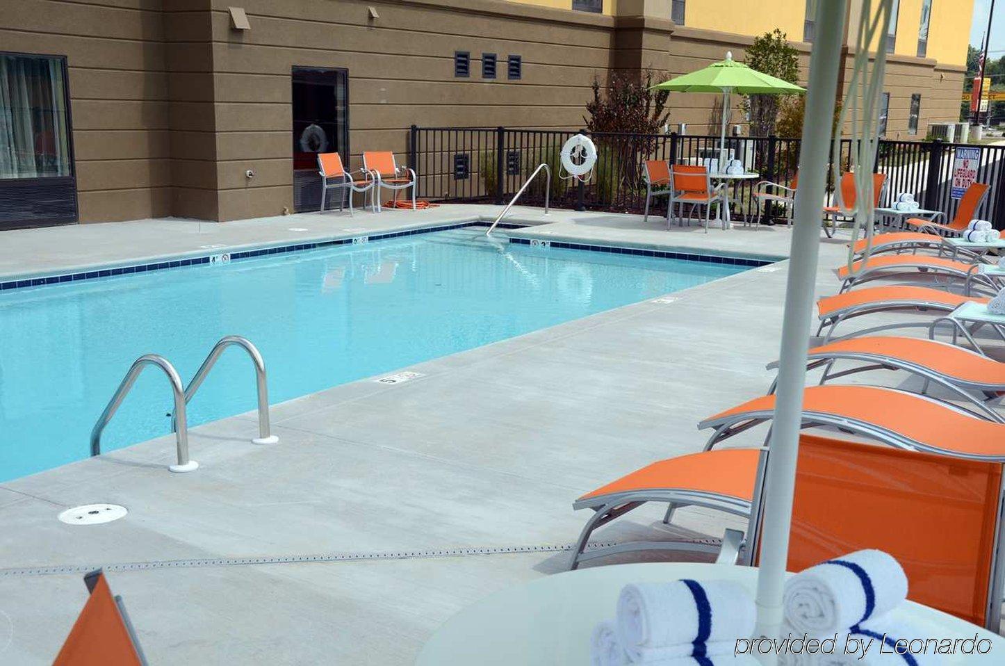 Hampton Inn Knoxville Clinton I-75 Exteriör bild